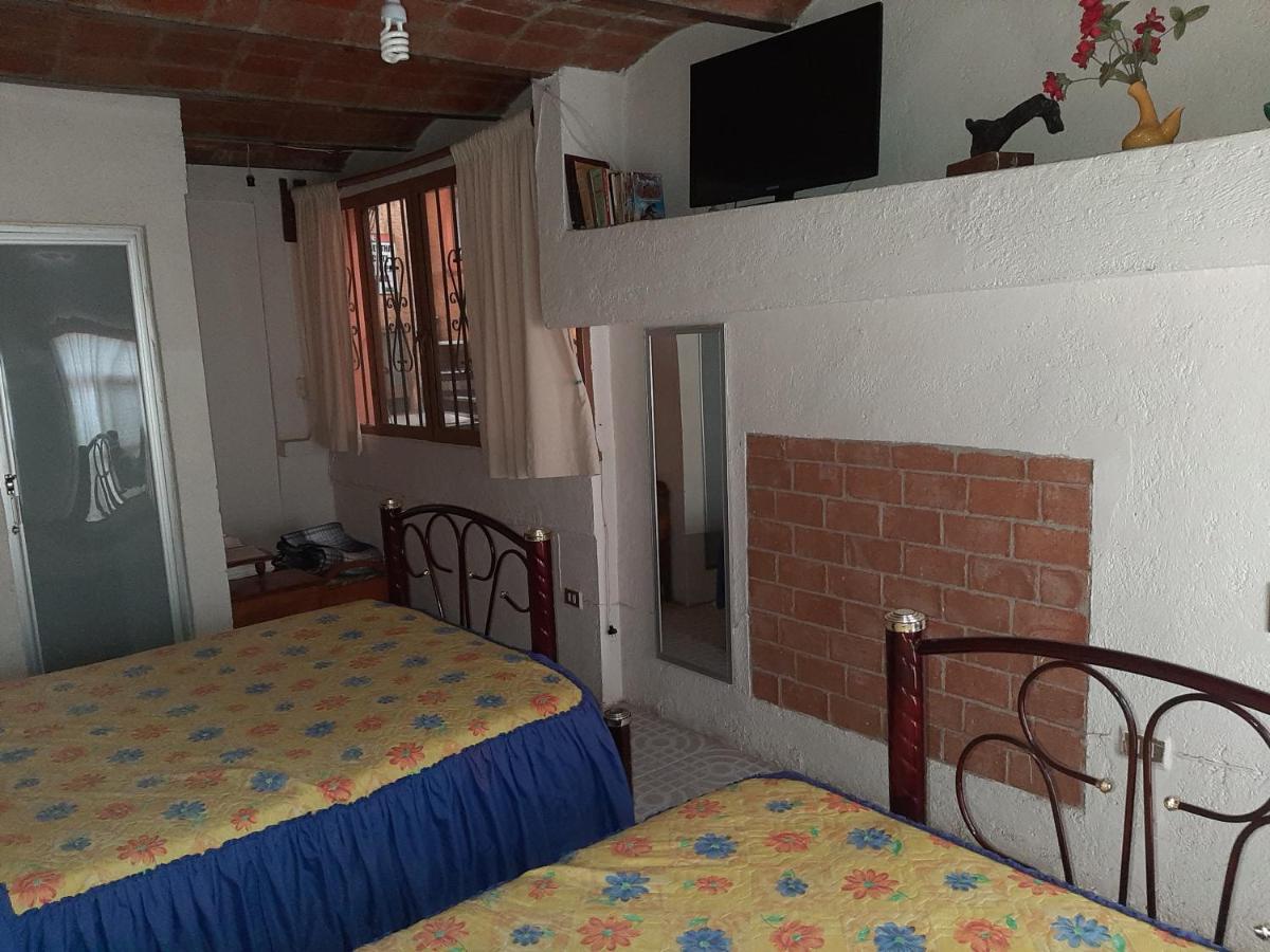 Casa Bertha Hostel Гуанахуато Екстериор снимка